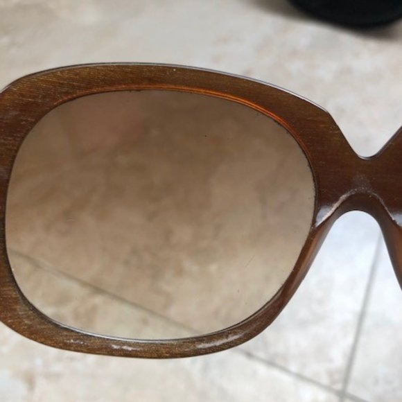 Versace Sunglasses - Picture 4 of 5